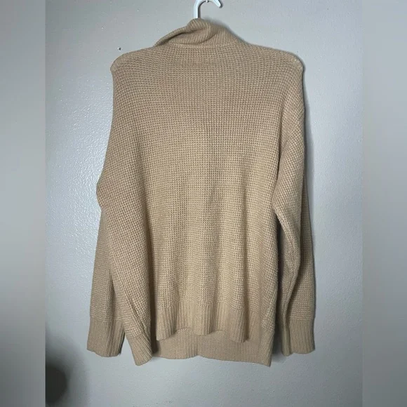 Aerie Beige  CozyUp Waffle Button Sweater in a tan color. Size Small NEW - Picture 7 of 12